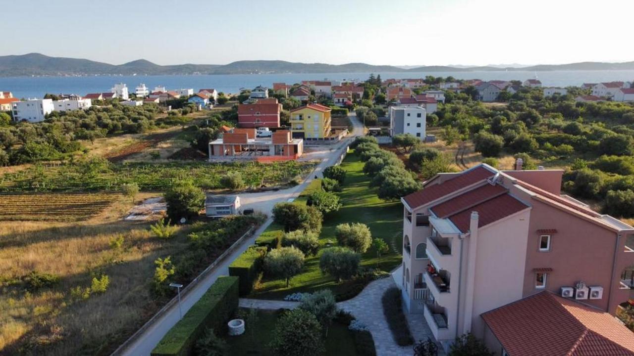 Luxury Apartments Garden Sukošan Eksteriør billede