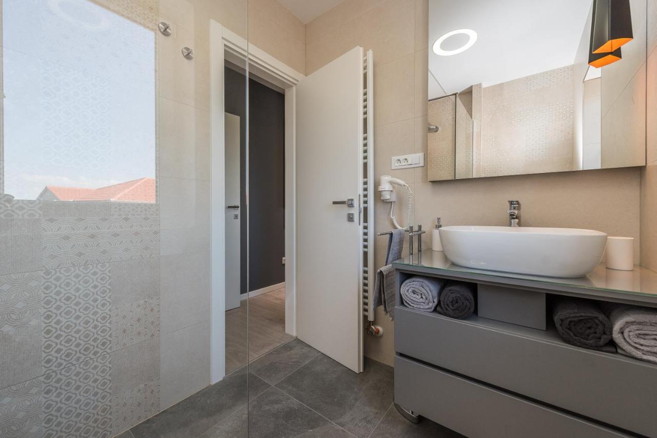 Luxury Apartments Garden Sukošan Eksteriør billede