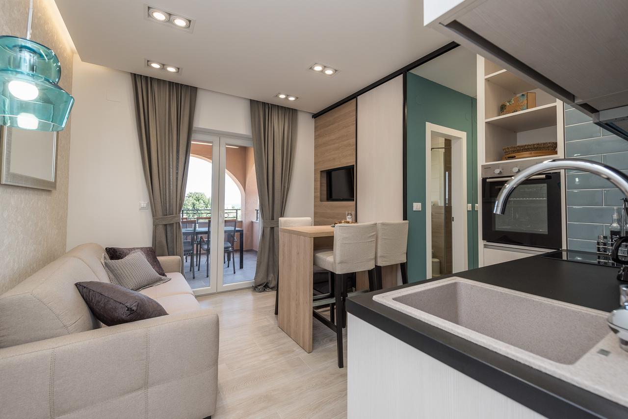 Luxury Apartments Garden Sukošan Eksteriør billede